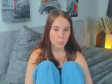 girl
        florencemiler cam image #187260