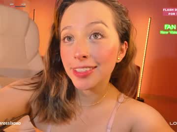 girl
        emmarossi_ cam image #168859