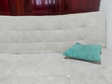couple
        horrny18_ cam image #219645