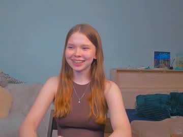 girl Latina Sex Cam with tinysrose