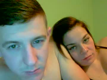 couple
        hornyfucks420 cam image #43422