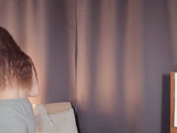 girl Latina Sex Cam with elswythdowden