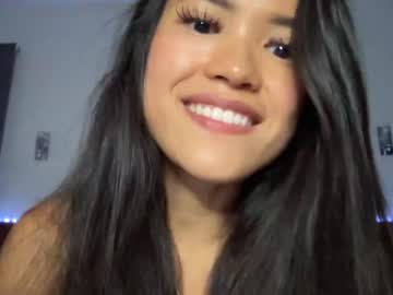 girl
        lilylingvip cam image #18161