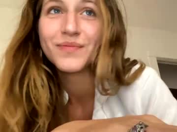 girl
        babyvanessaeve cam image #122791
