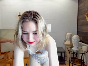 girl
        crystal__lady cam image #44526