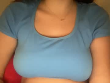 girl
        pinkkbubblez cam image #161406