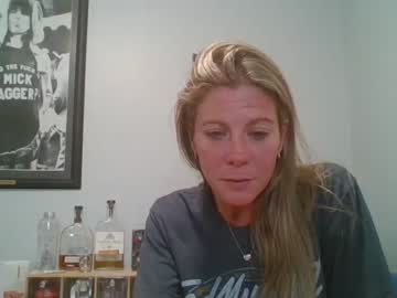 girl
        smokingpoptart420 cam image #116787