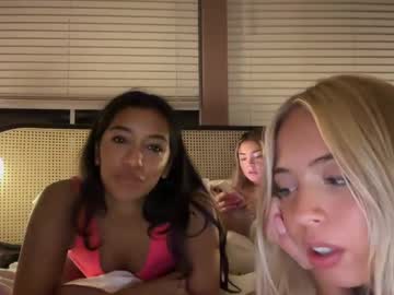 girl
        jenniferaddison cam image #205433