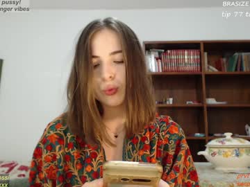 girl
        your_cabiria cam image #225714