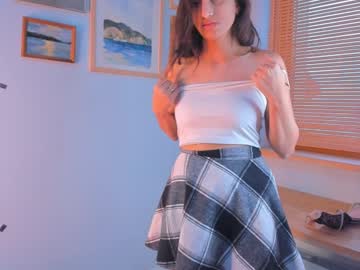 girl
        kathleenlogan cam image #220763