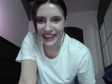 girl
        eva_eva_eva_eva_eva cam image #128154