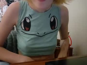 girl
        dumbemoloo cam image #115539