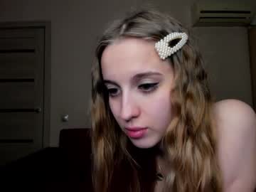 girl
        shy_mirra cam image #81939