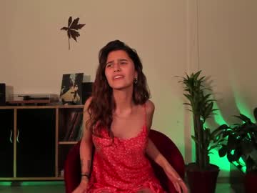 girl
        marmuse cam image #101948