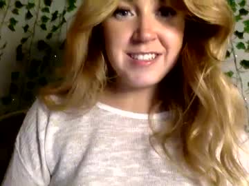 girl
        winterbunny69 cam image #144356