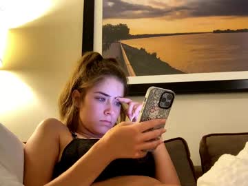 girl
        oksavv cam image #263441