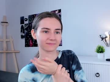 girl Latina Sex Cam with approche_toi_petite