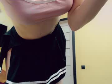 girl
        viktoria_cutee cam image #10445