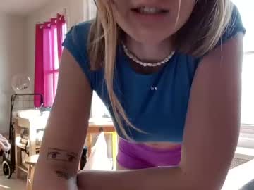 girl
        princesszelda22 cam image #125712