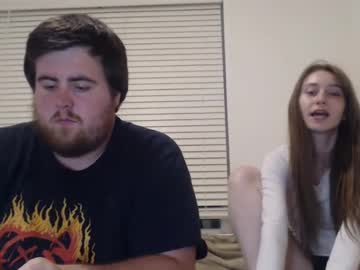 couple
        thelilgoofball cam image #187876