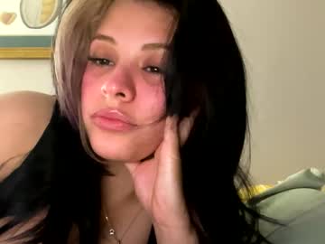 girl Latina Sex Cam with sirenwhispers