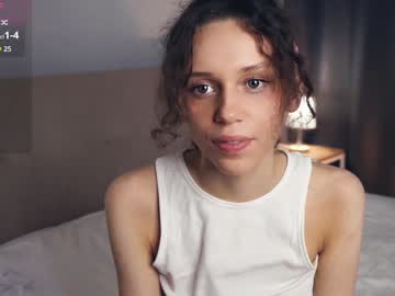 girl
        elvahamling cam image #214373