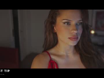 girl
        rougeoud cam image #108355