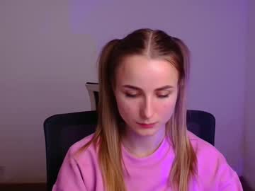 girl
        milly_liss cam image #201484