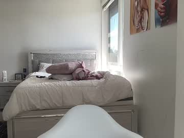 girl
        cassiecash1 cam image #85886