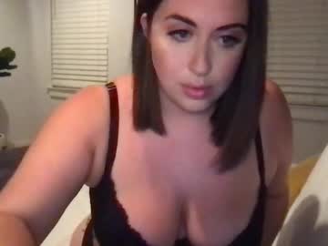 girl
        hollyh0x cam image #194307