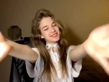 girl Latina Sex Cam with gwendolynharkey