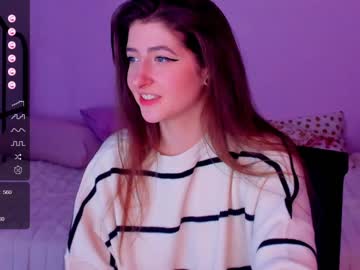 girl
        vvednesday cam image #39290