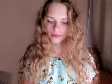 girl
        nataly_hello cam image #126688