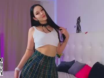 girl
        pandorapawss cam image #251283