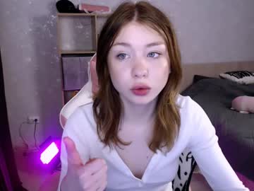 girl Latina Sex Cam with lower_angel