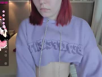 girl
        lisa_holt cam image #72579