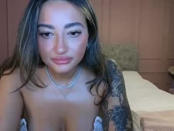 girl
        prettyj1995 cam image #228770