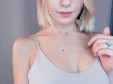 girl
        niki_nice cam image #127522