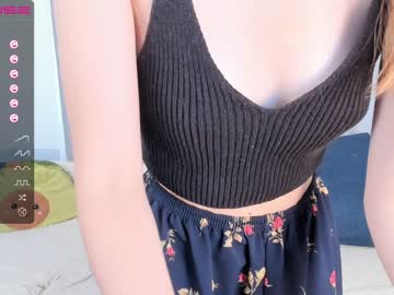 girl
        ssssshyyh1 cam image #103237