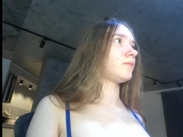 girl
        mysat cam image #23665