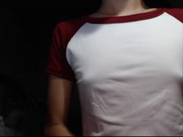 girl
        kellysweet_1 cam image #166916