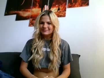 girl
        lacyxtate cam image #20839