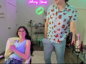 couple
        thejohnnystone cam image #73229