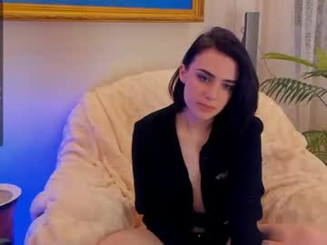 girl
        fup_store cam image #32974