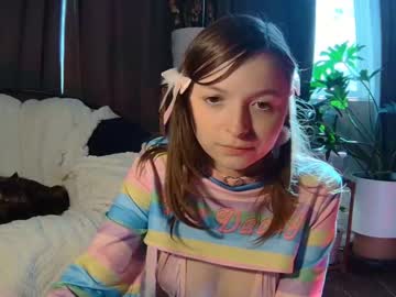 girl
        elenafealy cam image #130142