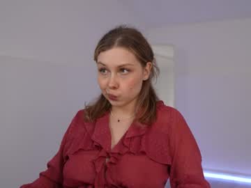 girl
        april_blush cam image #161045