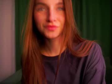girl
        elysian_whisper cam image #258065