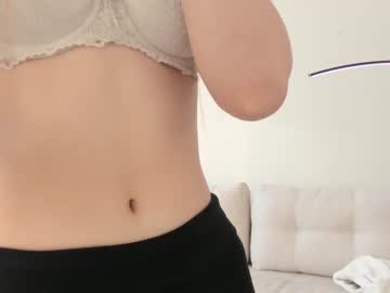 girl
        luxurysam cam image #144382