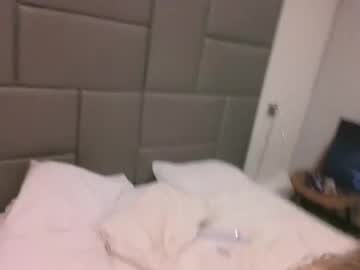couple
        blackandfwuffy cam image #222403