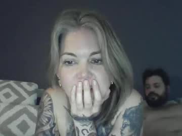 couple
        diddylicious22 cam image #230026